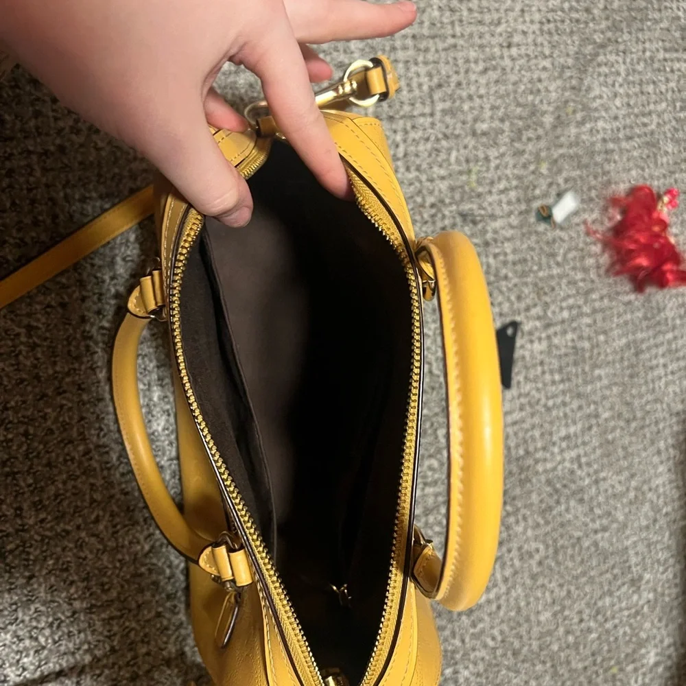 Coach Rowan Satchel Bag Yellow - Picture 2 of 6